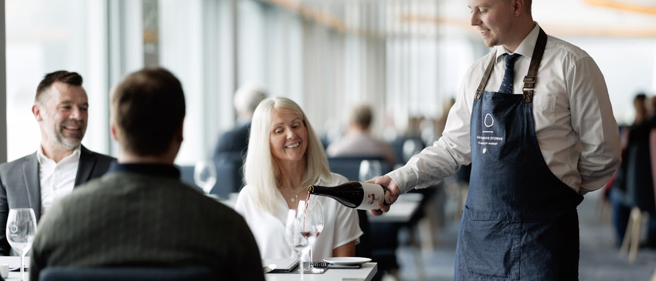 Havrand är huvudrestaurangen för frukost, lunch & middag