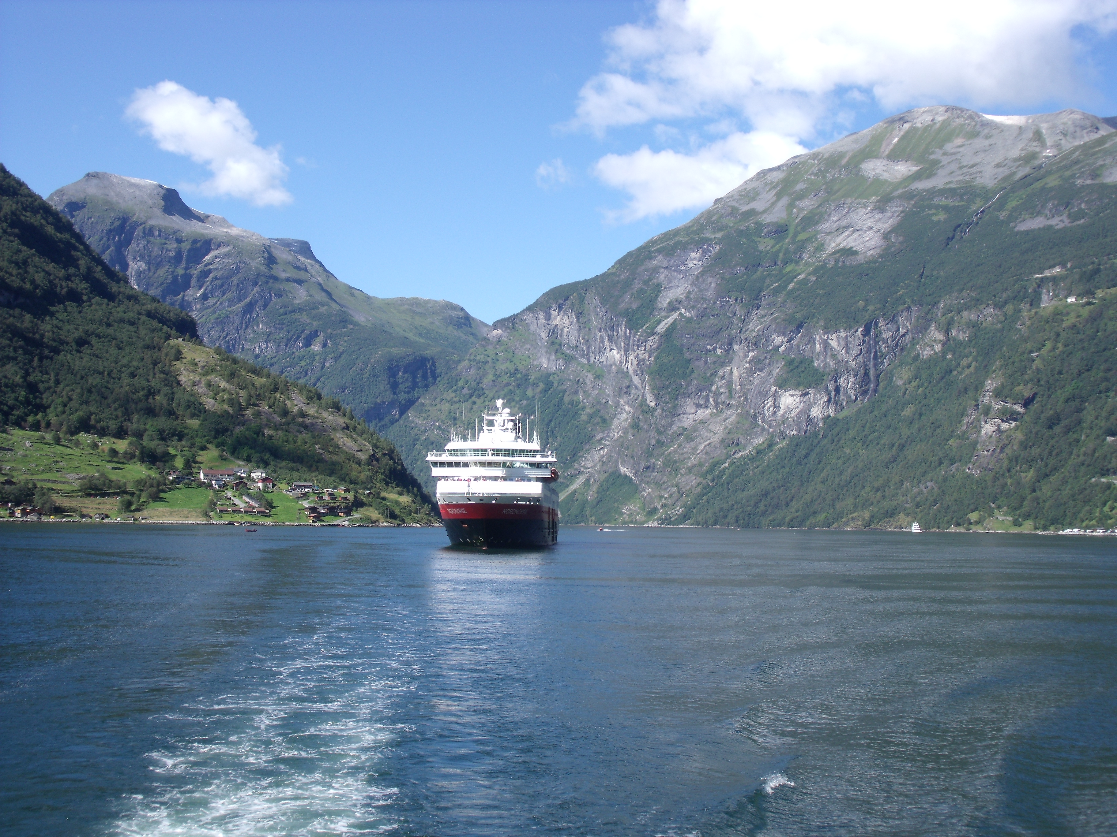 Fjordar längs kusten