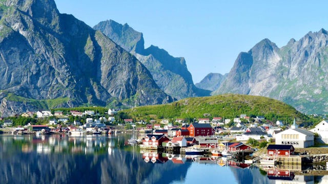 Bilden visar fantastisk vy över Lofoten
